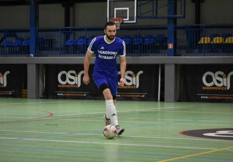  Grają ligi futsalu. Finałowe kolejki zaplanowano na weekend 6-7 lutego 