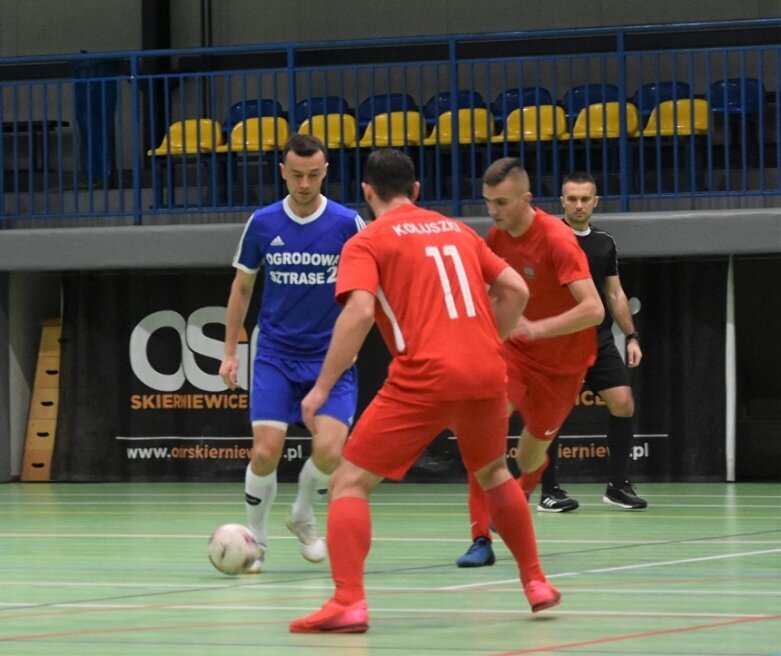  Grają ligi futsalu. Finałowe kolejki zaplanowano na weekend 6-7 lutego 