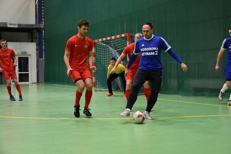  Grają ligi futsalu. Finałowe kolejki zaplanowano na weekend 6-7 lutego 