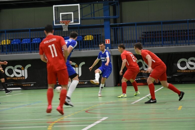  Grają ligi futsalu. Finałowe kolejki zaplanowano na weekend 6-7 lutego 