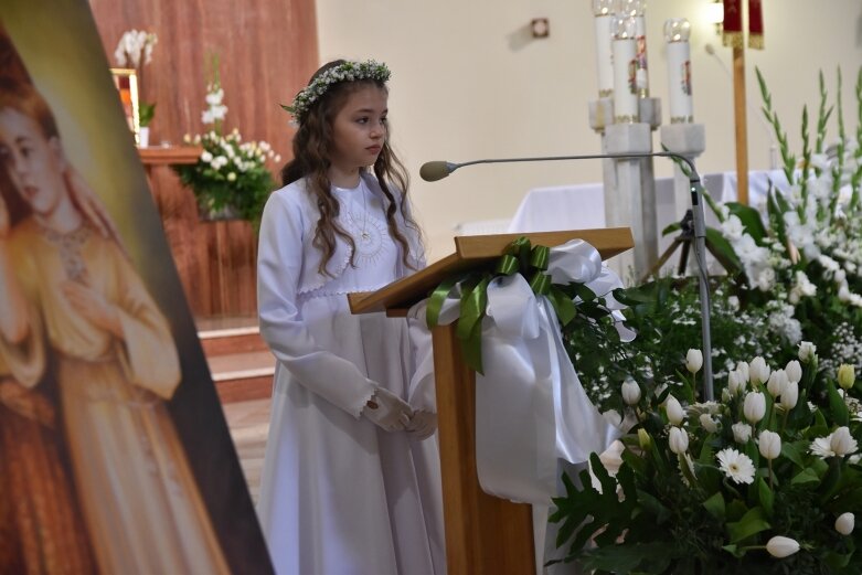  Ich komunia odbyła się w uroczystość Wniebowstąpienia Pańskiego 