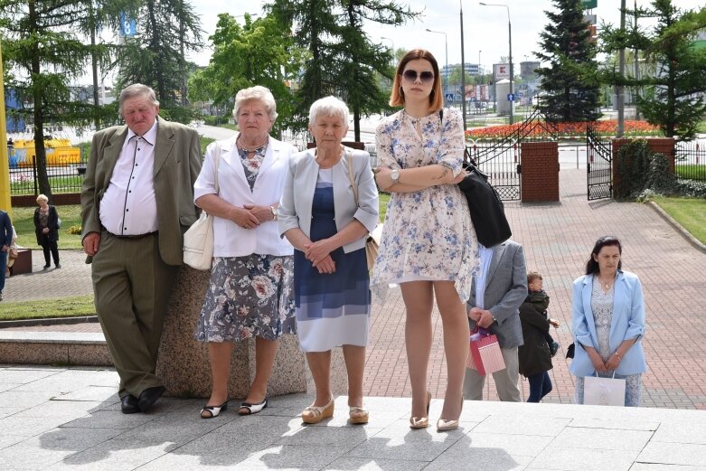  Ich komunia odbyła się w uroczystość Wniebowstąpienia Pańskiego 