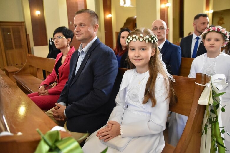  Ich komunia odbyła się w uroczystość Wniebowstąpienia Pańskiego 