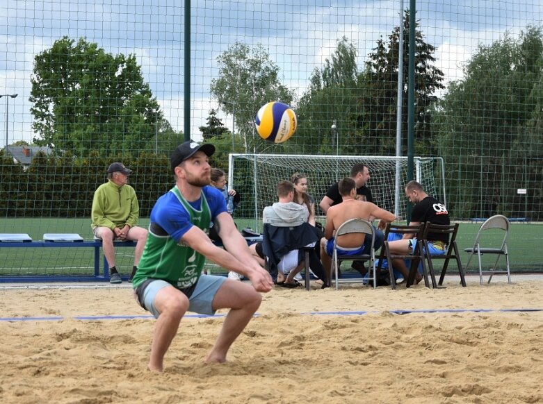  Inauguracja siatkarkskiego sezonu na pisaku 