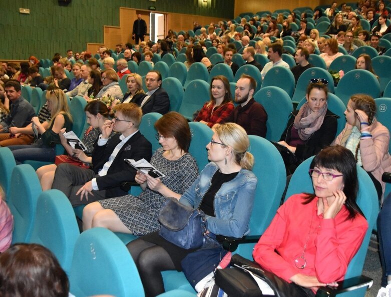  Inspiracją było życie… Skierniewicki Teatr Tańca na scenie Poloneza 