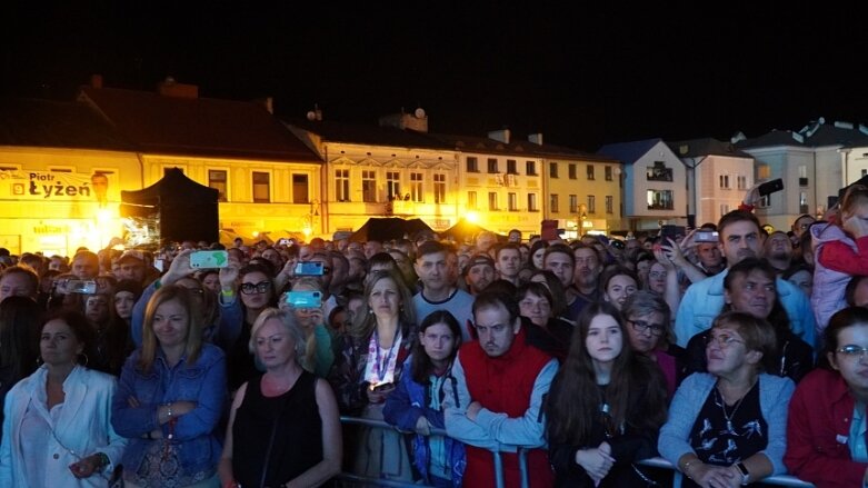  Ira i Ania Dąbrowska na świątecznej scenie 