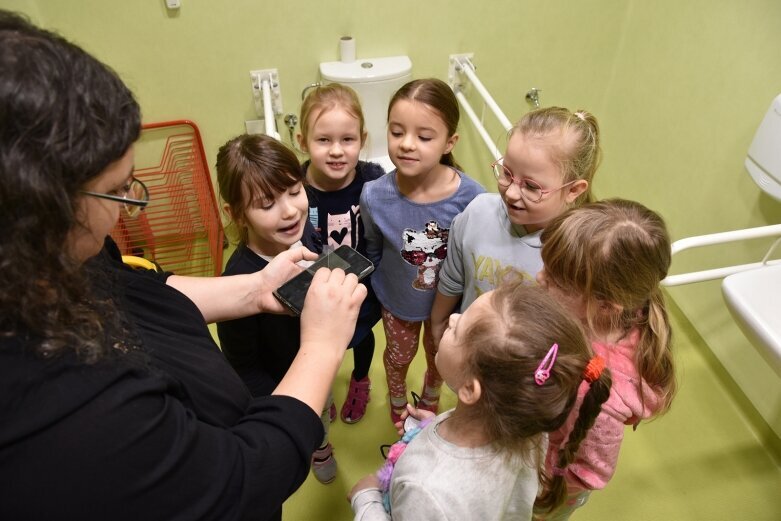  Jak bezpiecznie poruszać się w świecie cyfrowym nauczą się w przedszkolu 