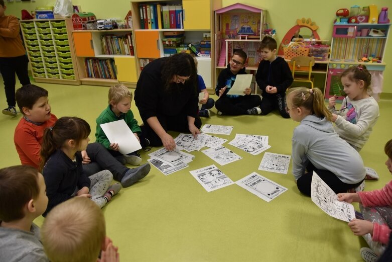  Jak bezpiecznie poruszać się w świecie cyfrowym nauczą się w przedszkolu 