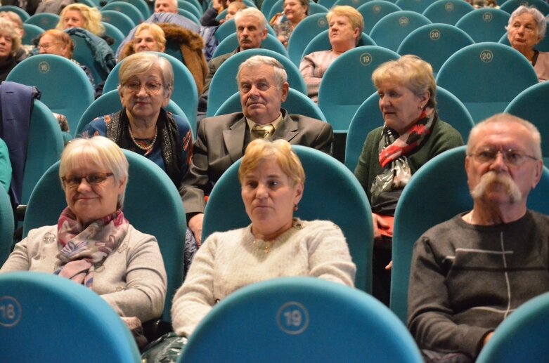  Jasełka o czterech królach jako prezent z okazji Dnia Babci i Dziadka 