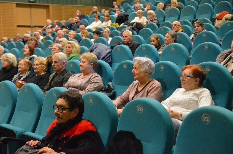  Jasełka o czterech królach jako prezent z okazji Dnia Babci i Dziadka 