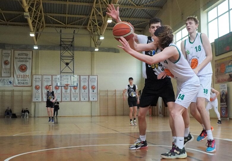  Kadeci MKS Ósemka w finale Mistrzostw Polski w Koszykówce U15! 