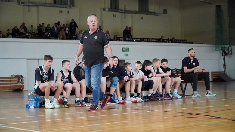  Kadeci MKS Ósemka w finale Mistrzostw Polski w Koszykówce U15! 