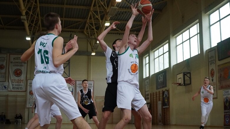  Kadeci MKS Ósemka w finale Mistrzostw Polski w Koszykówce U15! 