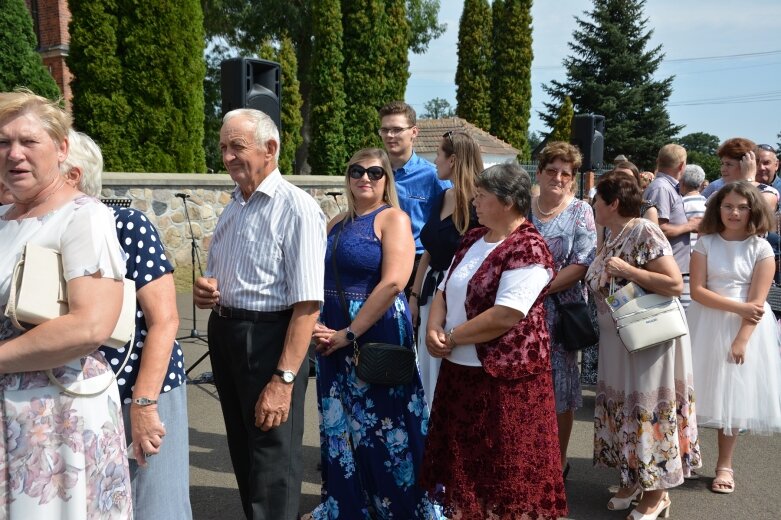  Każdy spróbował dożynkowego chleba 