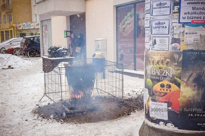  Koksowniki na ulicach Skierniewic – takie były kiedyś mrozy [ZDJĘCIA] 