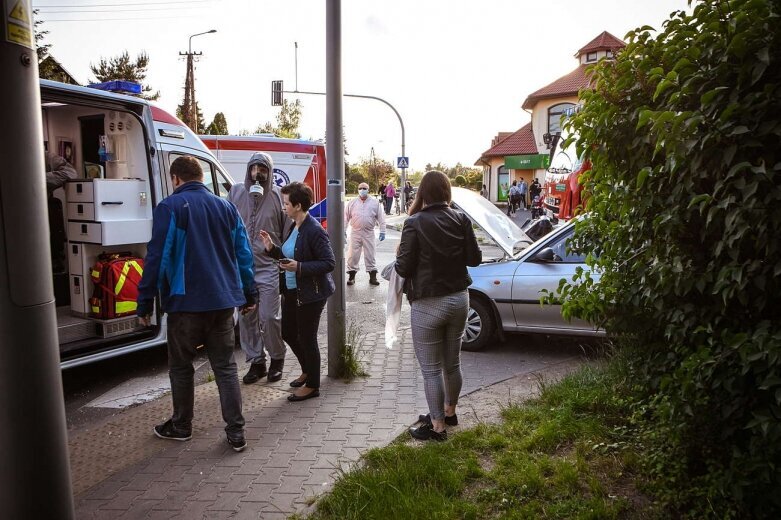  Kolizja na osiedlu Zadębie w Skierniewicach 