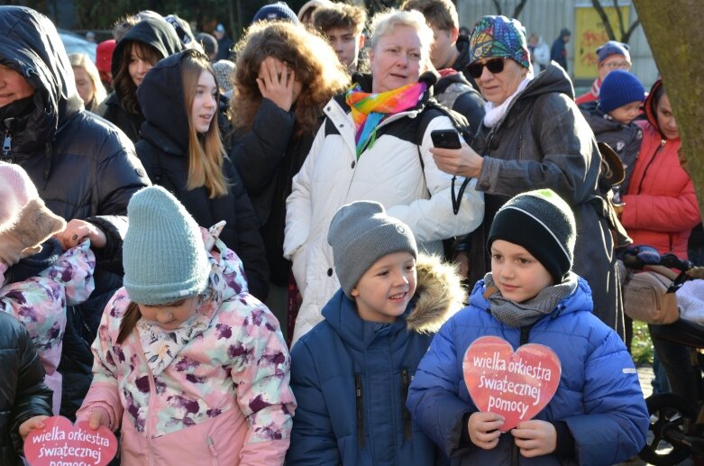  Kolory pomocy: mural WOŚP ozdobił Skierniewice 