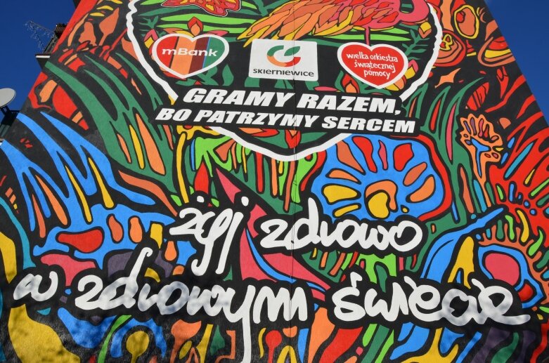  Kolory pomocy: mural WOŚP ozdobił Skierniewice 