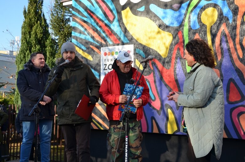  Kolory pomocy: mural WOŚP ozdobił Skierniewice 