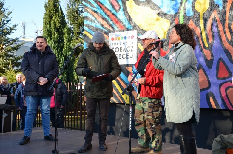  Kolory pomocy: mural WOŚP ozdobił Skierniewice 