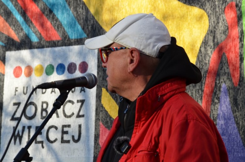  Kolory pomocy: mural WOŚP ozdobił Skierniewice 