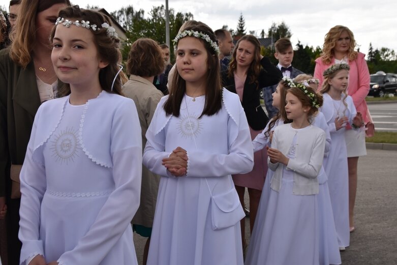  Komunia w parafii Niepokalanego Serca Najświętszej Maryi Panny 