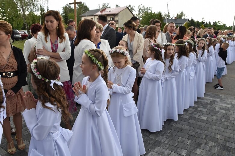  Komunia w parafii Niepokalanego Serca Najświętszej Maryi Panny 