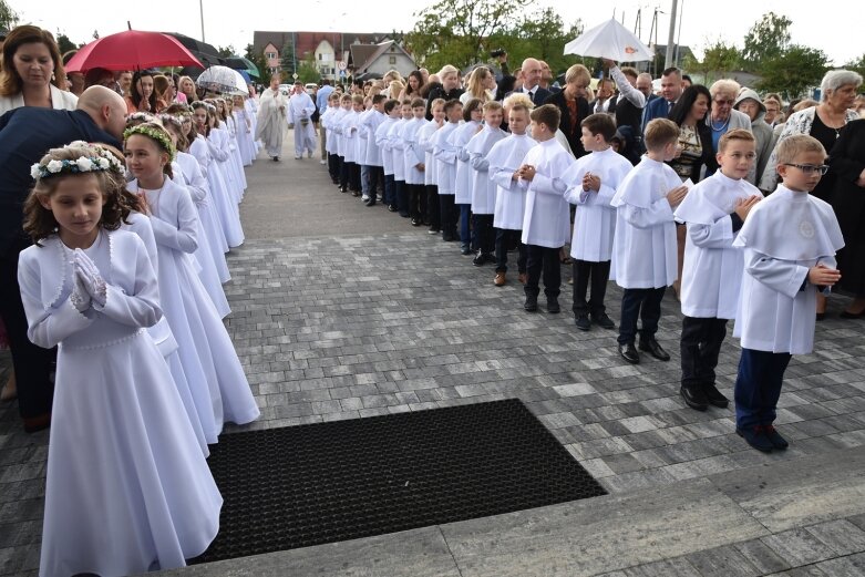  Komunia w parafii Niepokalanego Serca Najświętszej Maryi Panny 