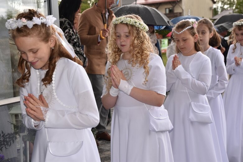  Komunia w parafii Niepokalanego Serca Najświętszej Maryi Panny 