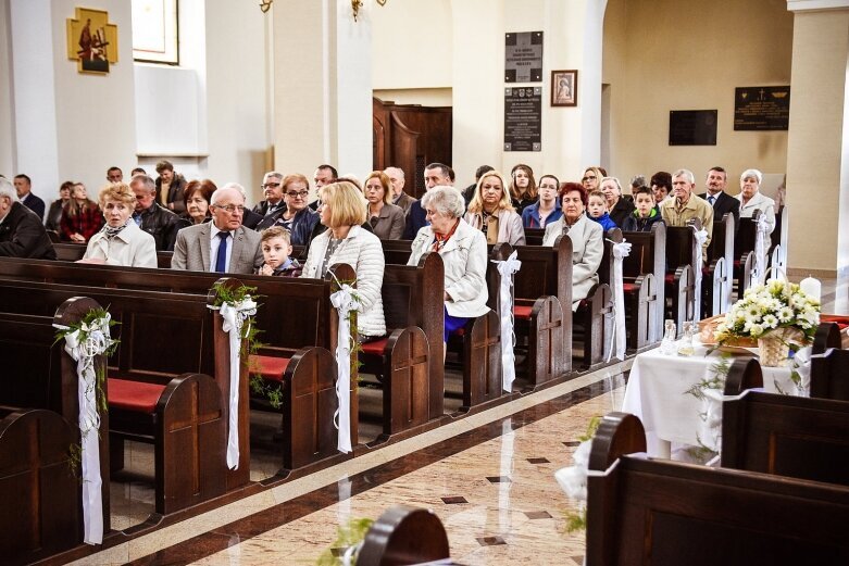  Komunie 2019 w Skierniewicach: kościół garnizonowy 