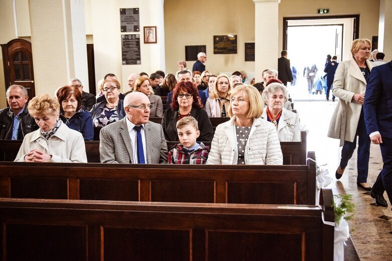  Komunie 2019 w Skierniewicach: kościół garnizonowy 