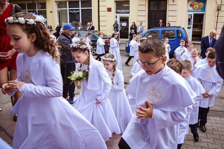  Komunie 2019 w Skierniewicach: kościół św. Jakuba 