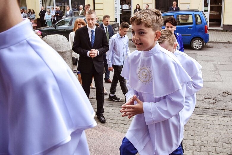  Komunie 2019 w Skierniewicach: kościół św. Jakuba 