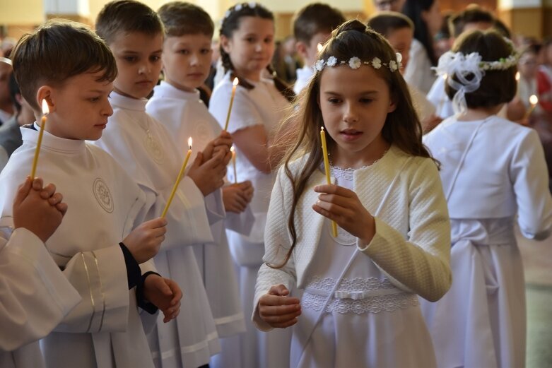  Komunie 2019 w Skierniewicach: Parafia św. Józefa na Rawce 