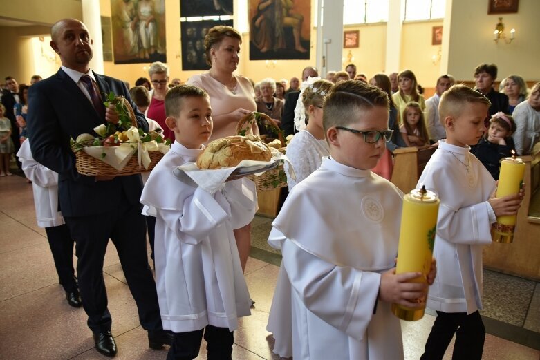  Komunie 2019 w Skierniewicach: Parafia św. Józefa na Rawce 