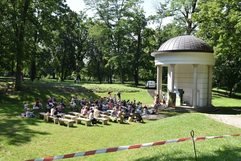  Koziołek Matołek przybył do skierniewickiego parku 