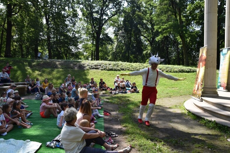  Koziołek Matołek przybył do skierniewickiego parku 