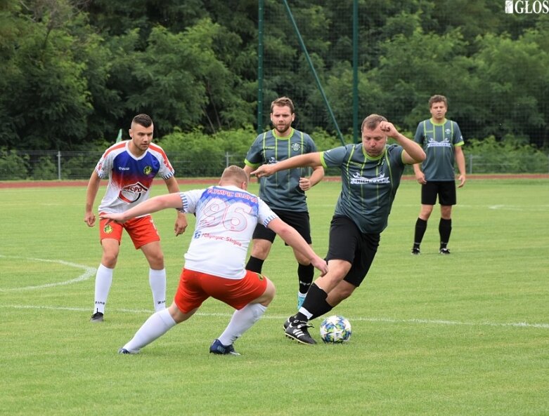  Kto zdobędzie Puchar Starosty Skierniewickiego? W finale Macovia i Manchatan 