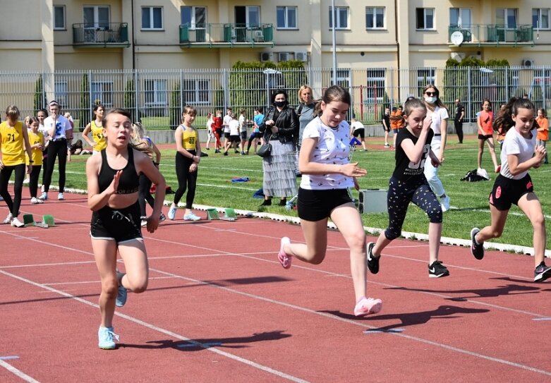  Lekkoatletyczna karuzela rozpędza się 