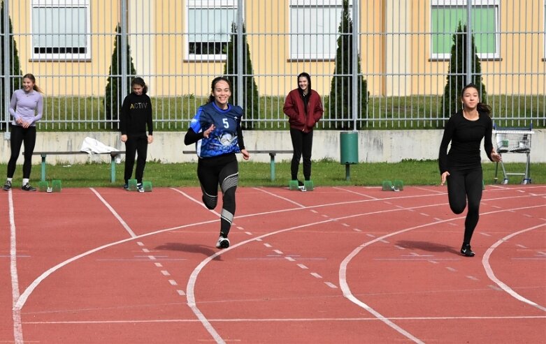  Lekkoatletyczna Licealiada na stadionie przy ulicy Tetmajera 