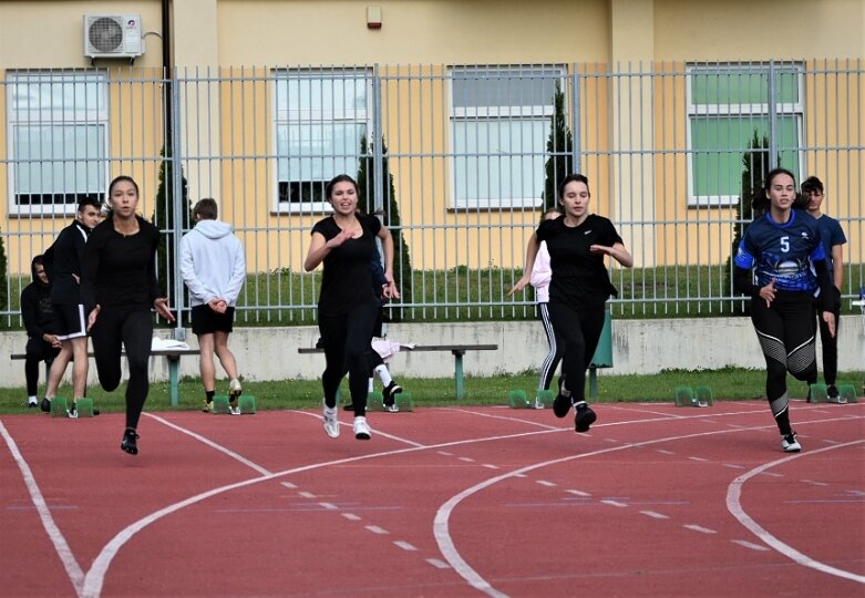  Lekkoatletyczna Licealiada na stadionie przy ulicy Tetmajera 