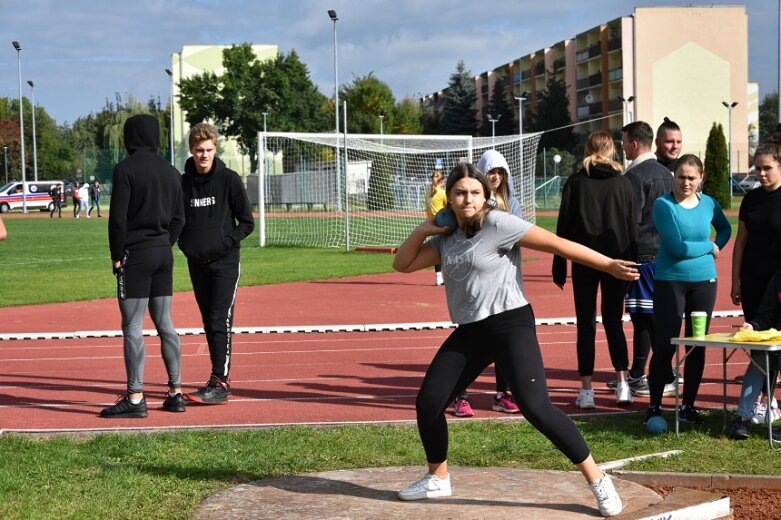  Lekkoatletyczna Licealiada na stadionie przy ulicy Tetmajera 