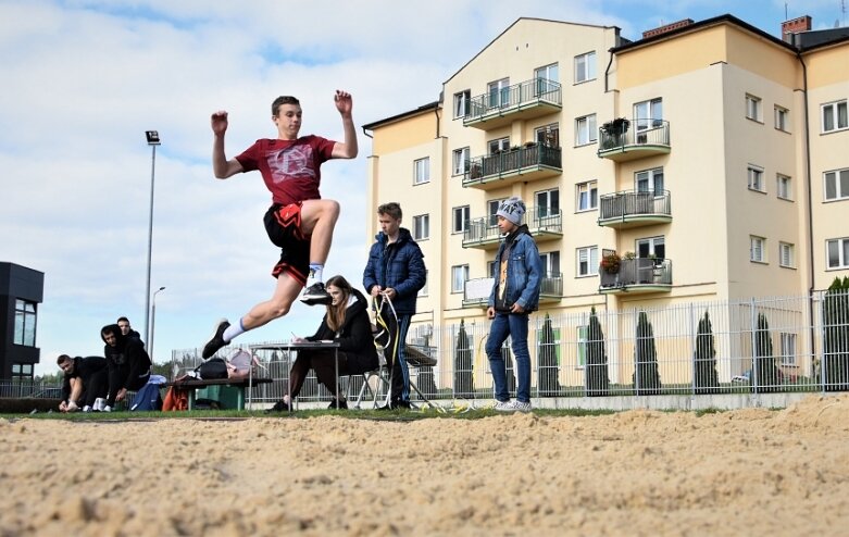  Lekkoatletyczna Licealiada na stadionie przy ulicy Tetmajera 