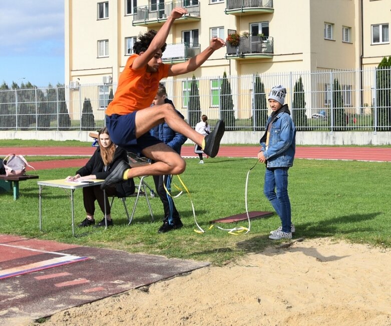  Lekkoatletyczna Licealiada na stadionie przy ulicy Tetmajera 