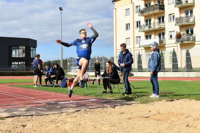  Lekkoatletyczna Licealiada na stadionie przy ulicy Tetmajera 