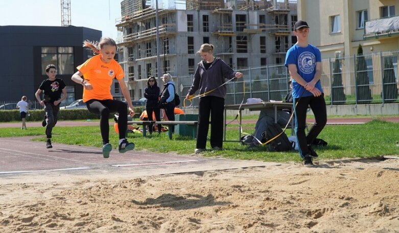  Lekkoatletyczna wiosna na stadionie przy ulicy Tetmajera 