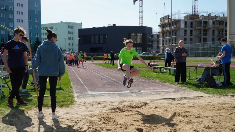  Lekkoatletyczna wiosna na stadionie przy ulicy Tetmajera 