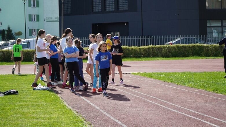  Lekkoatletyczna wiosna na stadionie przy ulicy Tetmajera 