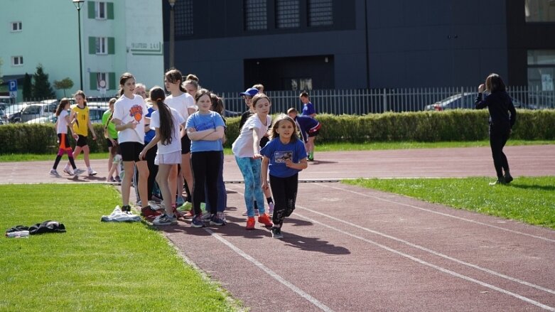  Lekkoatletyczna wiosna na stadionie przy ulicy Tetmajera 