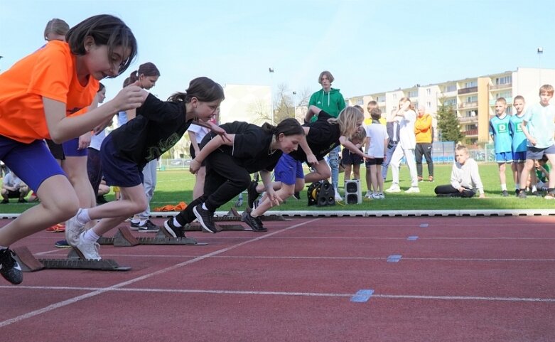  Lekkoatletyczna wiosna na stadionie przy ulicy Tetmajera 